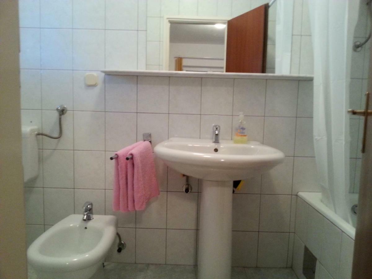 Apartments Ria Baška Voda Extérieur photo